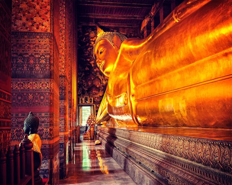 Wat Pho Bangkok Guide Lead Min